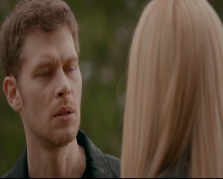 vampirediariesworld-dot-nl_TheOriginals5x11TilTheDayIDie01441.jpg