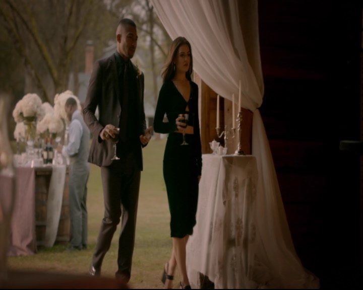 vampirediariesworld-dot-nl_TheOriginals5x11TilTheDayIDie01718.jpg