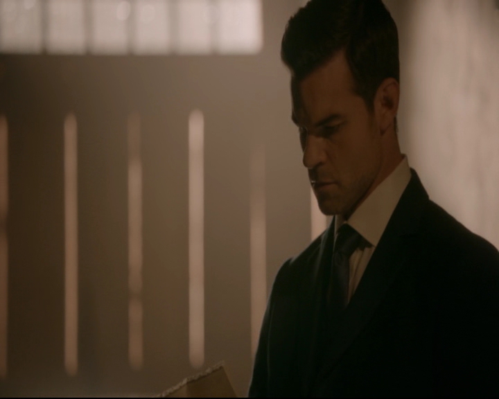 vampirediariesworld-dot-nl_TheOriginals5x11TilTheDayIDie01787.jpg