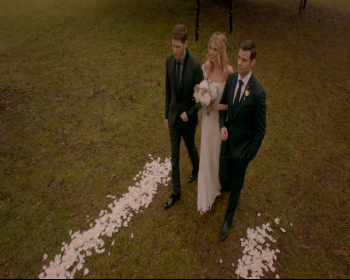 vampirediariesworld-dot-nl_TheOriginals5x11TilTheDayIDie01866.jpg