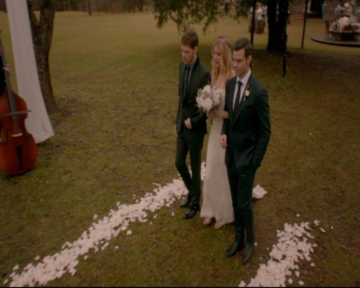 vampirediariesworld-dot-nl_TheOriginals5x11TilTheDayIDie01867.jpg