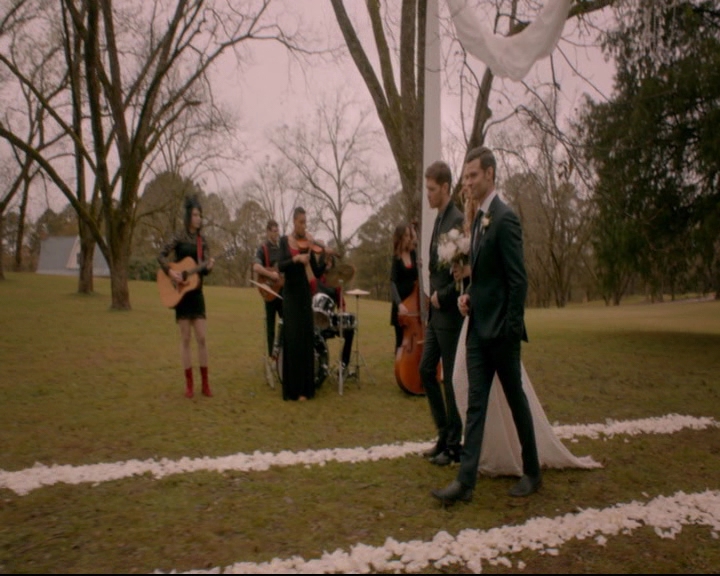 vampirediariesworld-dot-nl_TheOriginals5x11TilTheDayIDie01870.jpg