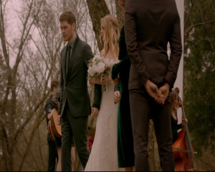 vampirediariesworld-dot-nl_TheOriginals5x11TilTheDayIDie01878.jpg