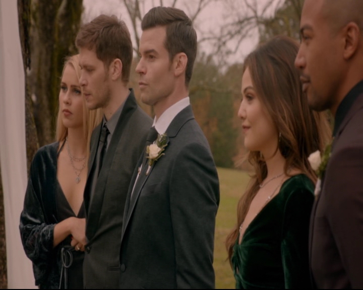 vampirediariesworld-dot-nl_TheOriginals5x11TilTheDayIDie01895.jpg