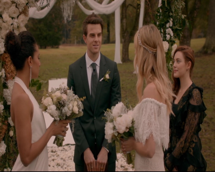 vampirediariesworld-dot-nl_TheOriginals5x11TilTheDayIDie01908.jpg