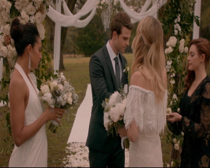 vampirediariesworld-dot-nl_TheOriginals5x11TilTheDayIDie01953.jpg