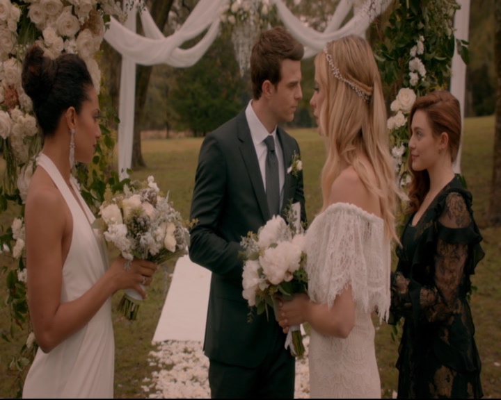 vampirediariesworld-dot-nl_TheOriginals5x11TilTheDayIDie01955.jpg