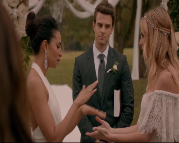 vampirediariesworld-dot-nl_TheOriginals5x11TilTheDayIDie01987.jpg