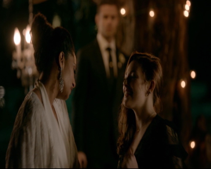 vampirediariesworld-dot-nl_TheOriginals5x11TilTheDayIDie02041.jpg