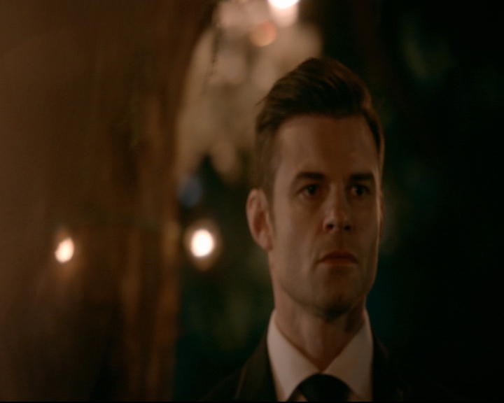 vampirediariesworld-dot-nl_TheOriginals5x11TilTheDayIDie02100.jpg