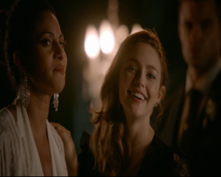 vampirediariesworld-dot-nl_TheOriginals5x11TilTheDayIDie02106.jpg