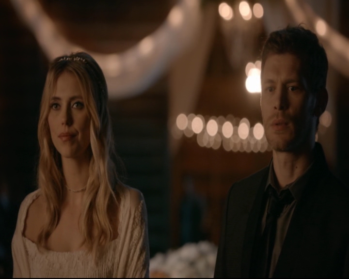 vampirediariesworld-dot-nl_TheOriginals5x11TilTheDayIDie02107.jpg