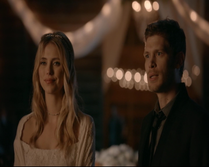 vampirediariesworld-dot-nl_TheOriginals5x11TilTheDayIDie02108.jpg