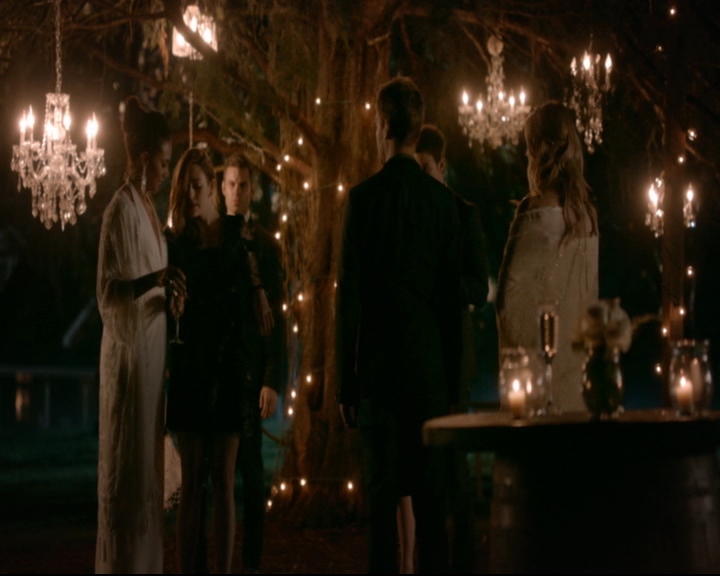 vampirediariesworld-dot-nl_TheOriginals5x11TilTheDayIDie02109.jpg