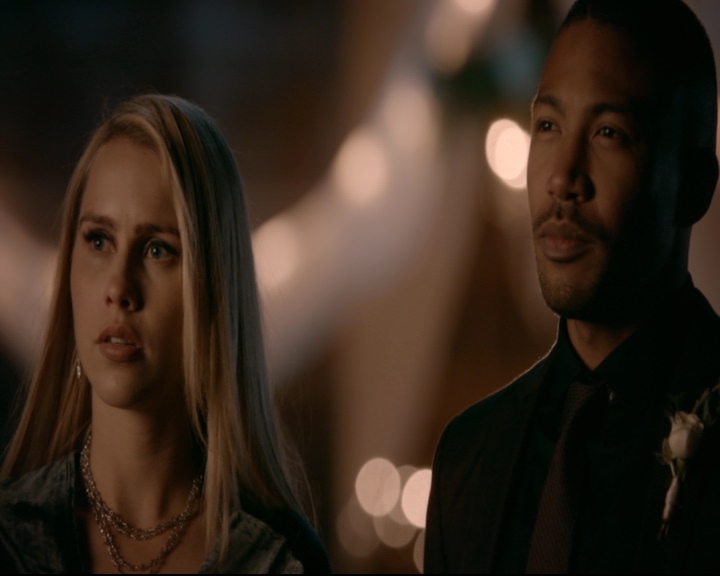 vampirediariesworld-dot-nl_TheOriginals5x11TilTheDayIDie02120.jpg