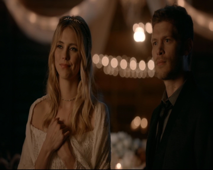 vampirediariesworld-dot-nl_TheOriginals5x11TilTheDayIDie02133.jpg