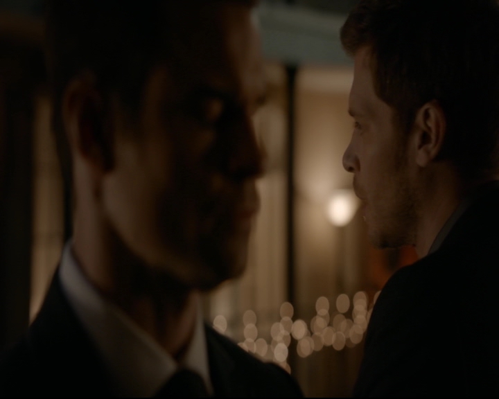 vampirediariesworld-dot-nl_TheOriginals5x11TilTheDayIDie02343.jpg