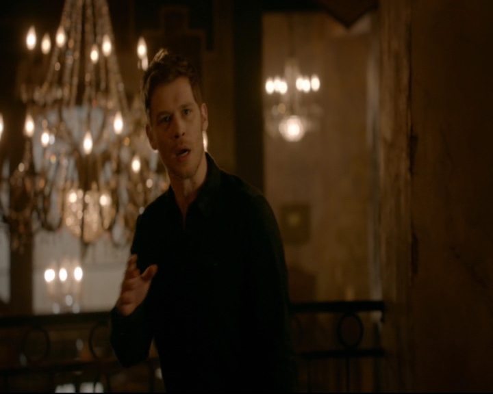 vampirediariesworld-dot-nl_TheOriginals5x12TheTaleOfTwoWolves00093.jpg