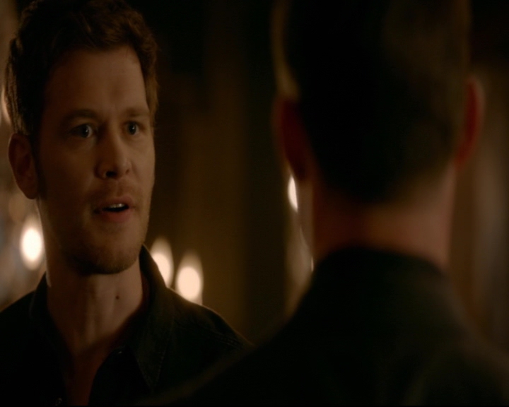 vampirediariesworld-dot-nl_TheOriginals5x12TheTaleOfTwoWolves00108.jpg