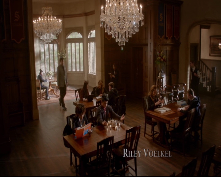 vampirediariesworld-dot-nl_TheOriginals5x12TheTaleOfTwoWolves00148.jpg