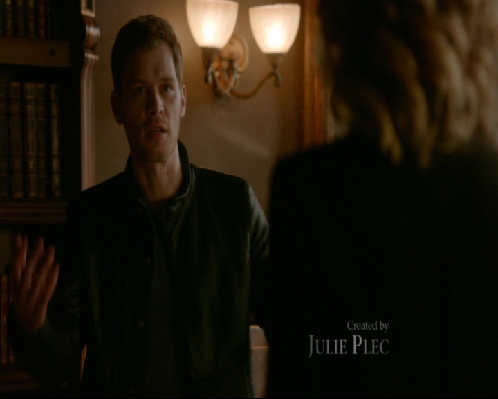 vampirediariesworld-dot-nl_TheOriginals5x12TheTaleOfTwoWolves00223.jpg