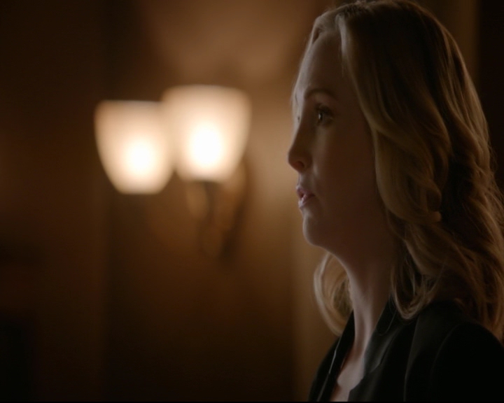 vampirediariesworld-dot-nl_TheOriginals5x12TheTaleOfTwoWolves00225.jpg