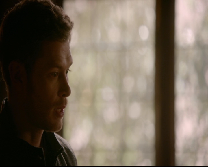 vampirediariesworld-dot-nl_TheOriginals5x12TheTaleOfTwoWolves00227.jpg