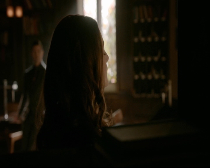 vampirediariesworld-dot-nl_TheOriginals5x12TheTaleOfTwoWolves00269.jpg