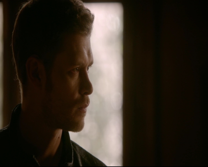 vampirediariesworld-dot-nl_TheOriginals5x12TheTaleOfTwoWolves00325.jpg