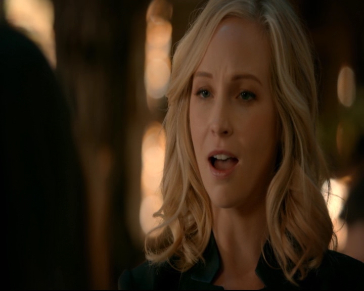 vampirediariesworld-dot-nl_TheOriginals5x12TheTaleOfTwoWolves00607.jpg