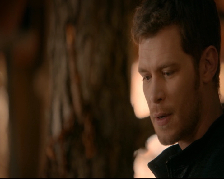 vampirediariesworld-dot-nl_TheOriginals5x12TheTaleOfTwoWolves00637.jpg