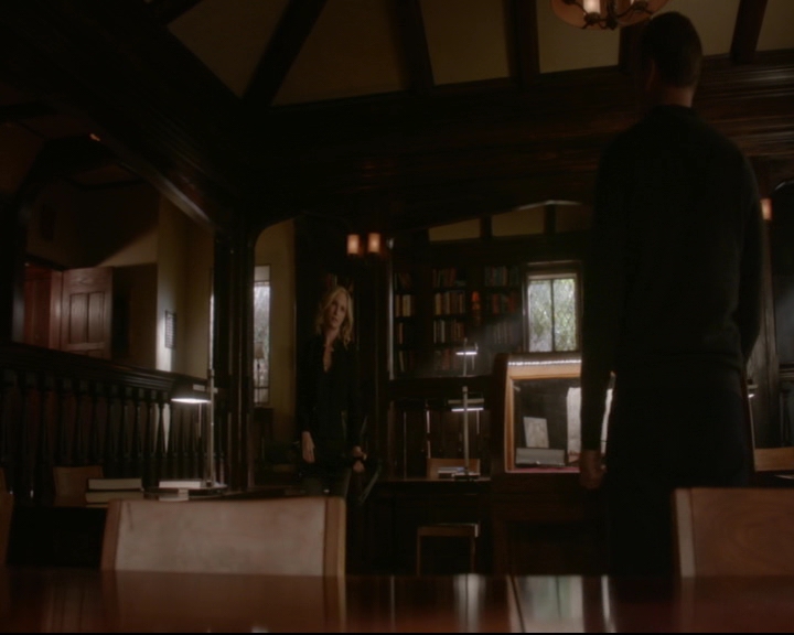 vampirediariesworld-dot-nl_TheOriginals5x12TheTaleOfTwoWolves00999.jpg