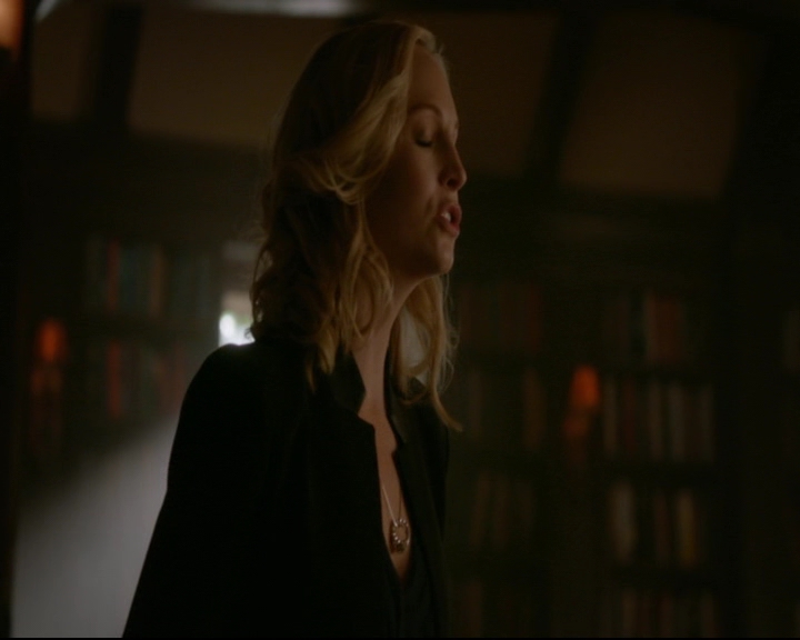 vampirediariesworld-dot-nl_TheOriginals5x12TheTaleOfTwoWolves01002.jpg