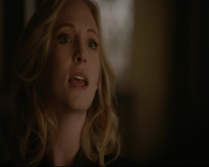 vampirediariesworld-dot-nl_TheOriginals5x12TheTaleOfTwoWolves01068.jpg