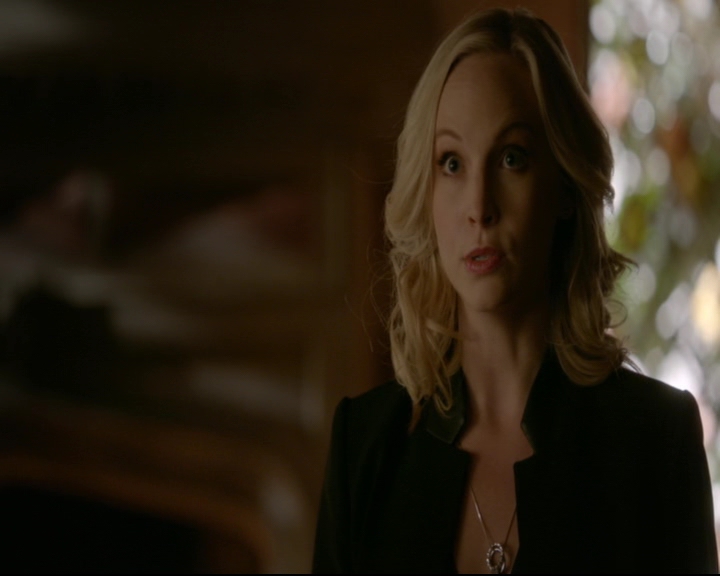 vampirediariesworld-dot-nl_TheOriginals5x12TheTaleOfTwoWolves01102.jpg