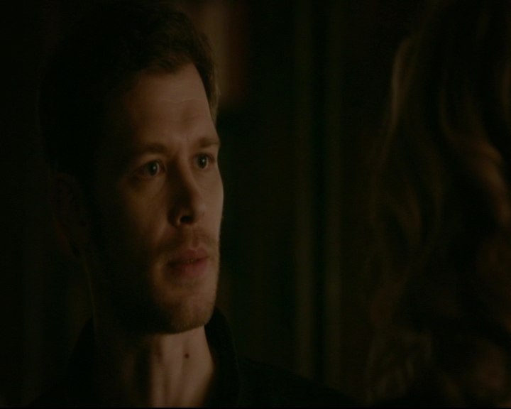 vampirediariesworld-dot-nl_TheOriginals5x12TheTaleOfTwoWolves01129.jpg