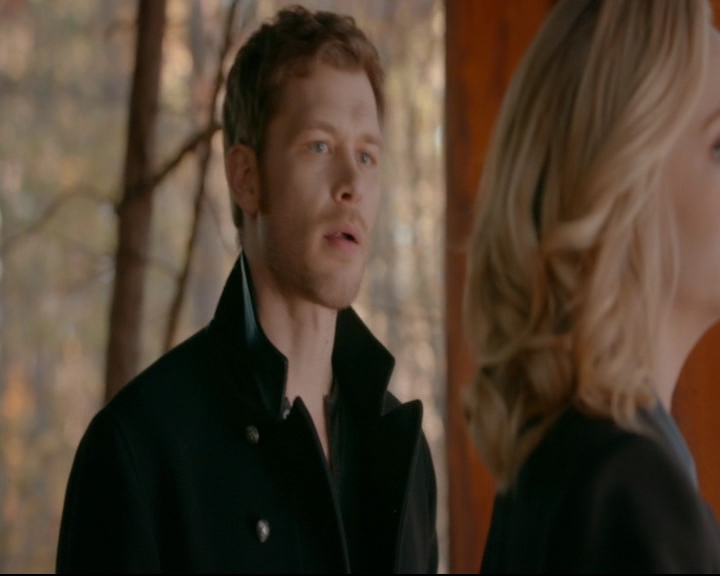 vampirediariesworld-dot-nl_TheOriginals5x12TheTaleOfTwoWolves01150.jpg