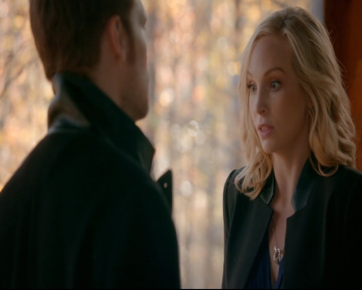 vampirediariesworld-dot-nl_TheOriginals5x12TheTaleOfTwoWolves01153.jpg