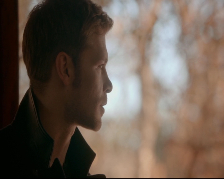 vampirediariesworld-dot-nl_TheOriginals5x12TheTaleOfTwoWolves01164.jpg