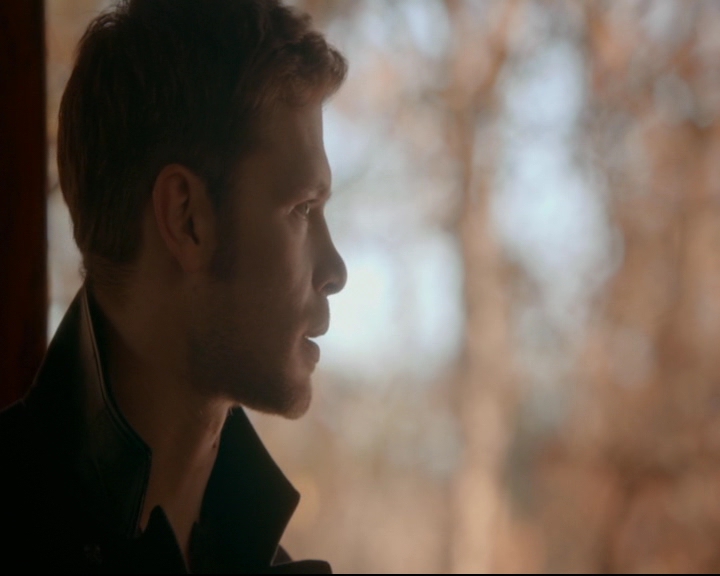 vampirediariesworld-dot-nl_TheOriginals5x12TheTaleOfTwoWolves01165.jpg