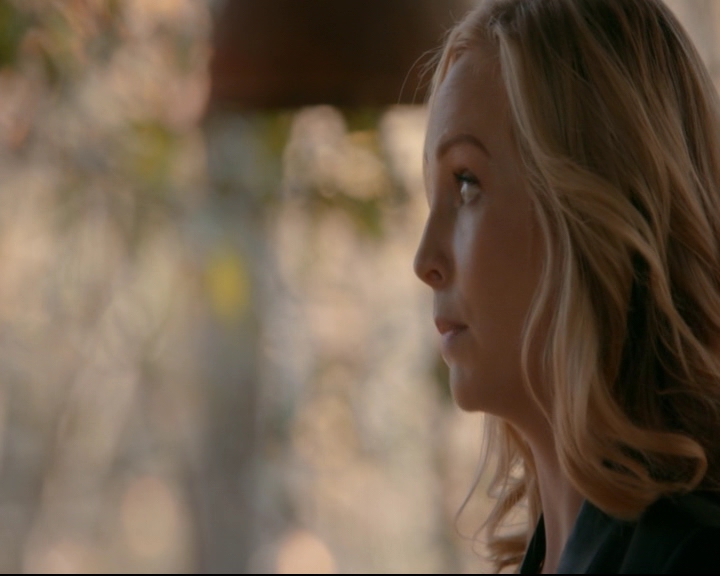 vampirediariesworld-dot-nl_TheOriginals5x12TheTaleOfTwoWolves01167.jpg