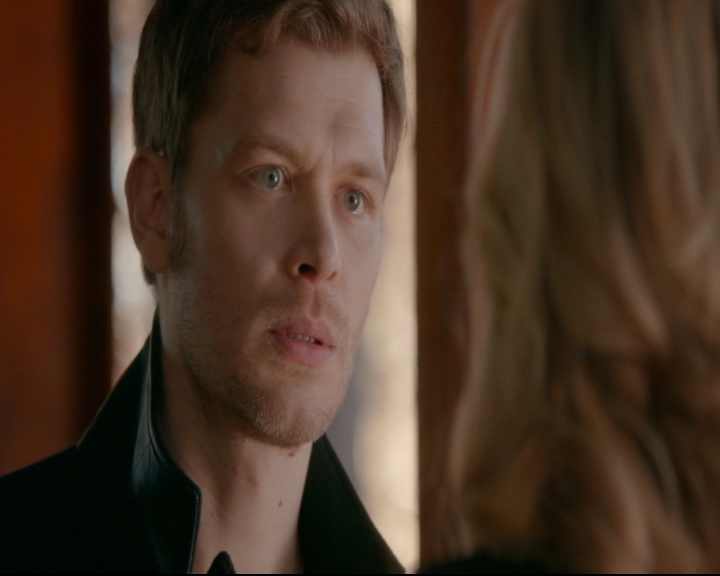 vampirediariesworld-dot-nl_TheOriginals5x12TheTaleOfTwoWolves01206.jpg