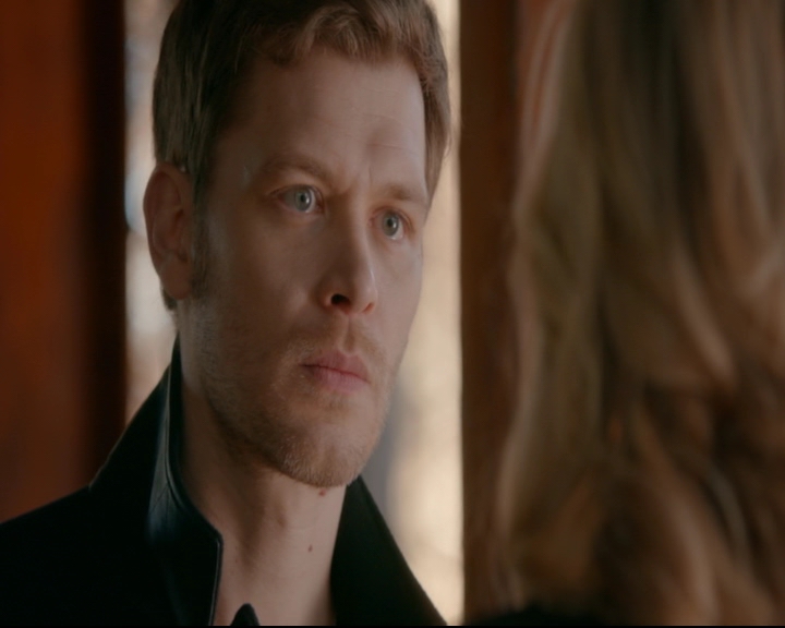 vampirediariesworld-dot-nl_TheOriginals5x12TheTaleOfTwoWolves01207.jpg