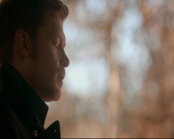 vampirediariesworld-dot-nl_TheOriginals5x12TheTaleOfTwoWolves01216.jpg