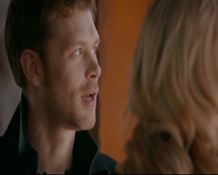 vampirediariesworld-dot-nl_TheOriginals5x12TheTaleOfTwoWolves01231.jpg