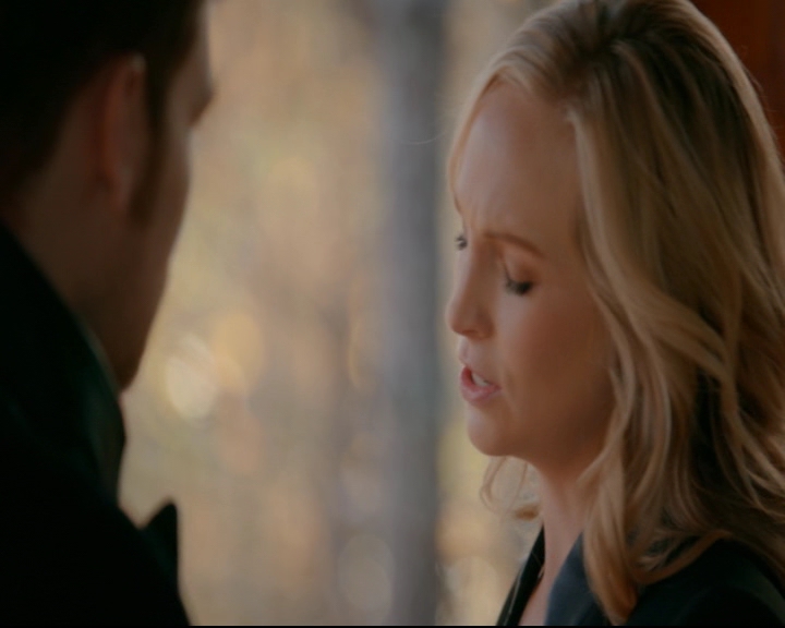 vampirediariesworld-dot-nl_TheOriginals5x12TheTaleOfTwoWolves01236.jpg