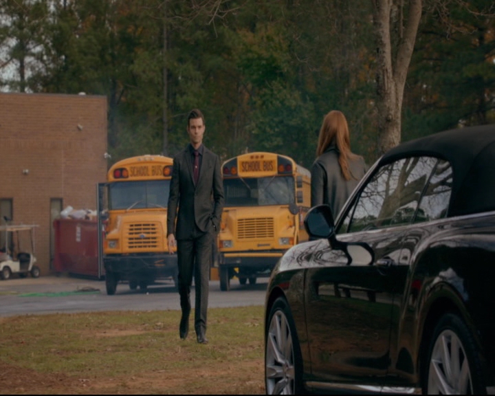 vampirediariesworld-dot-nl_TheOriginals5x12TheTaleOfTwoWolves01257.jpg