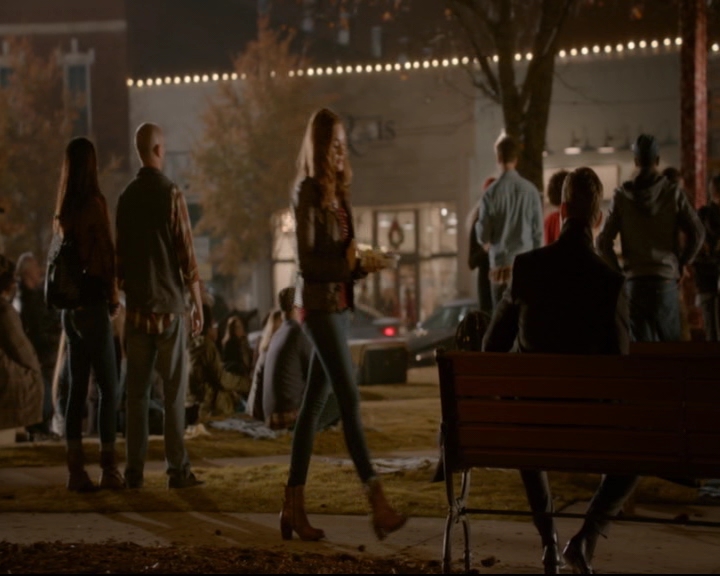 vampirediariesworld-dot-nl_TheOriginals5x12TheTaleOfTwoWolves01671.jpg