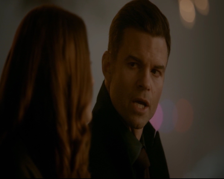 vampirediariesworld-dot-nl_TheOriginals5x12TheTaleOfTwoWolves01703.jpg