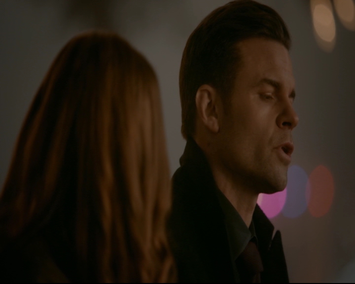 vampirediariesworld-dot-nl_TheOriginals5x12TheTaleOfTwoWolves01715.jpg